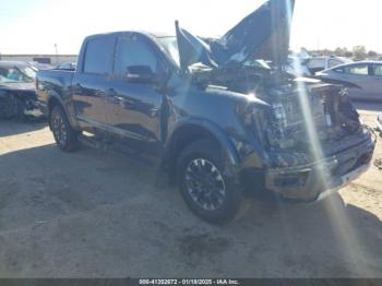  Salvage Nissan Titan