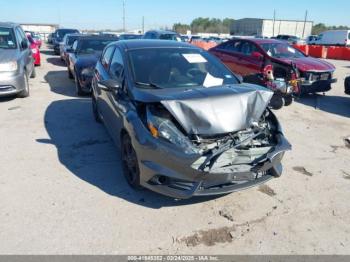  Salvage Ford Fiesta