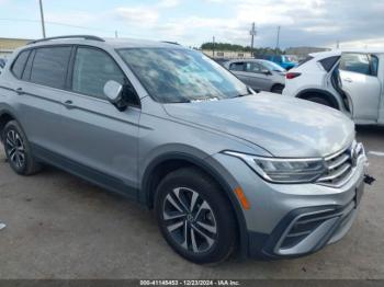  Salvage Volkswagen Tiguan