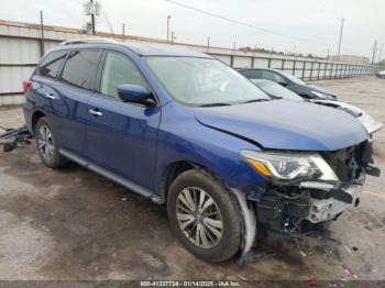  Salvage Nissan Pathfinder