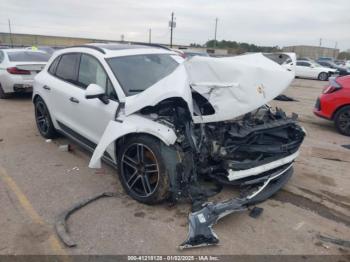  Salvage Porsche Macan