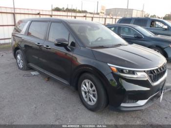  Salvage Kia Carnival