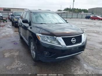  Salvage Nissan Pathfinder