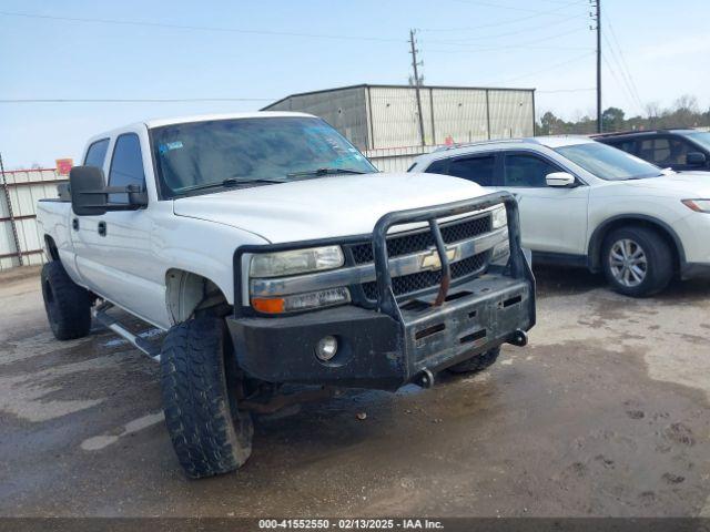  Salvage Chevrolet Silverado 2500