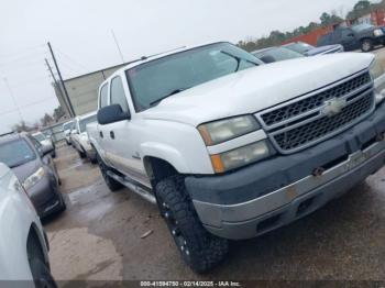  Salvage Chevrolet Silverado 2500