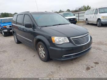  Salvage Chrysler Town & Country