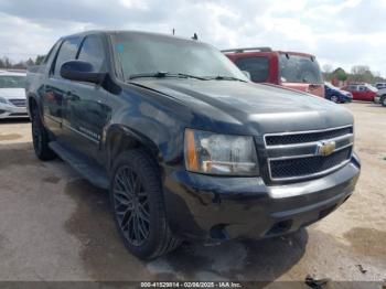  Salvage Chevrolet Avalanche 1500