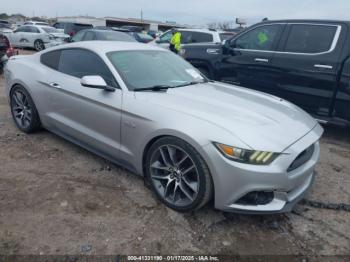  Salvage Ford Mustang