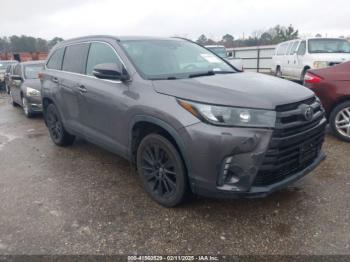  Salvage Toyota Highlander