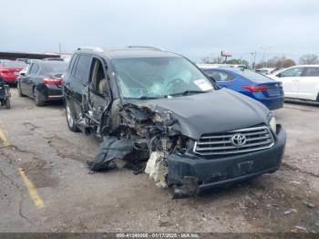  Salvage Toyota Highlander