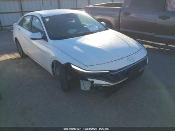  Salvage Hyundai ELANTRA