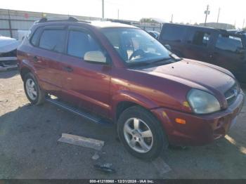  Salvage Hyundai TUCSON