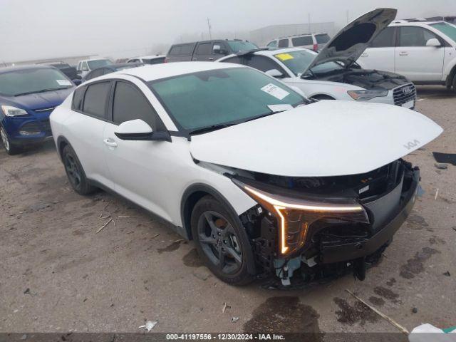  Salvage Kia K4