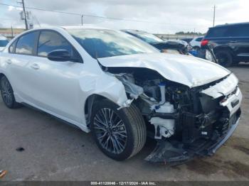  Salvage Kia Forte