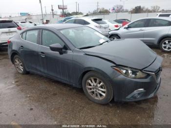  Salvage Mazda Mazda3