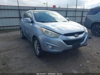  Salvage Hyundai TUCSON