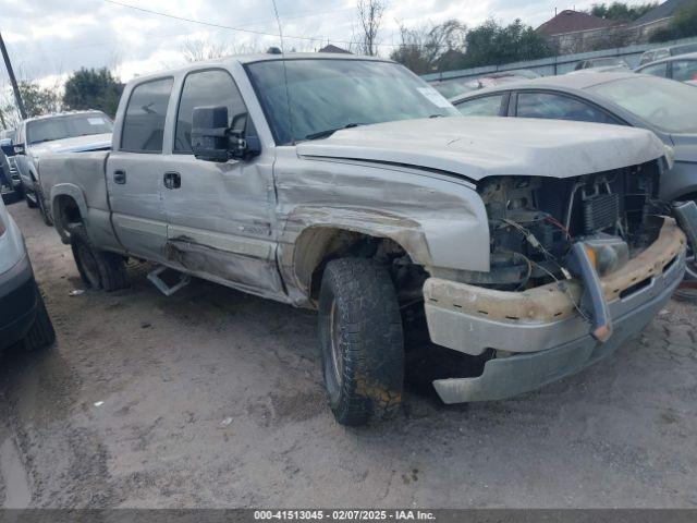  Salvage Chevrolet Silverado 2500