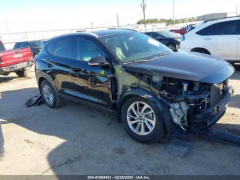  Salvage Hyundai TUCSON