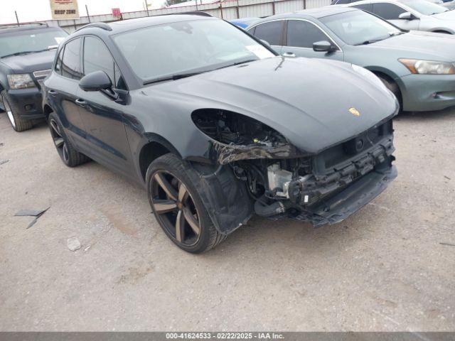  Salvage Porsche Macan