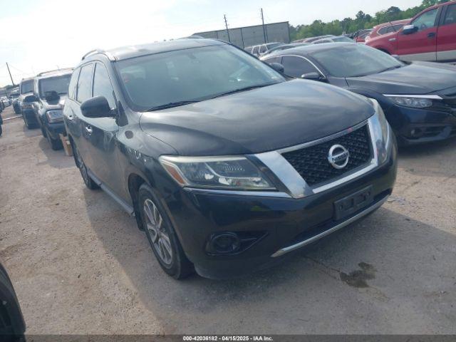  Salvage Nissan Pathfinder