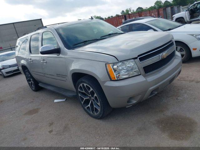  Salvage Chevrolet Suburban 1500