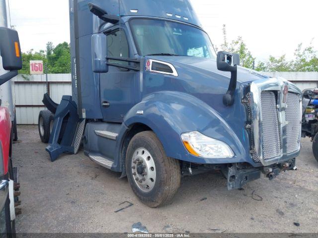  Salvage Kenworth T680