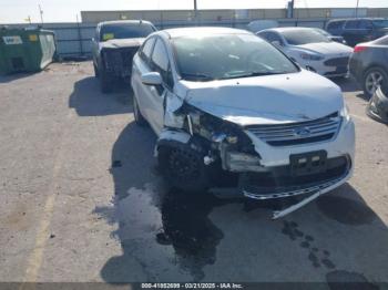  Salvage Ford Fiesta