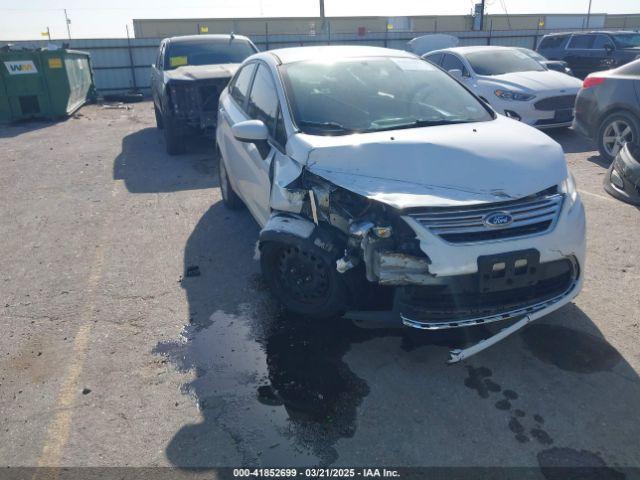  Salvage Ford Fiesta
