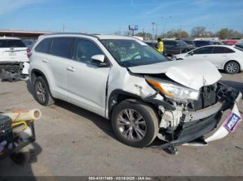  Salvage Toyota Highlander