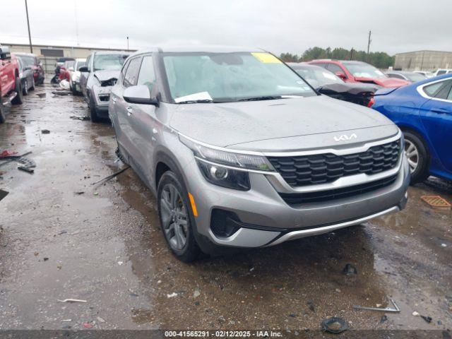  Salvage Kia Seltos