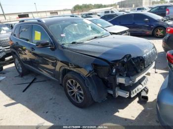  Salvage Jeep Cherokee