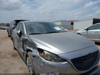  Salvage Mazda Mazda3
