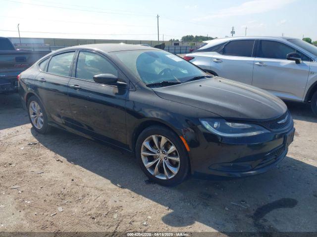 Salvage Chrysler 200