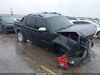  Salvage Chevrolet Avalanche 1500