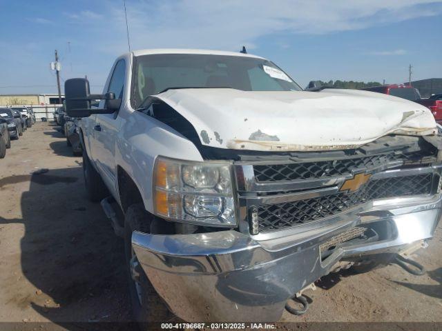  Salvage Chevrolet Silverado 2500