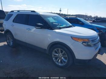  Salvage Ford Explorer