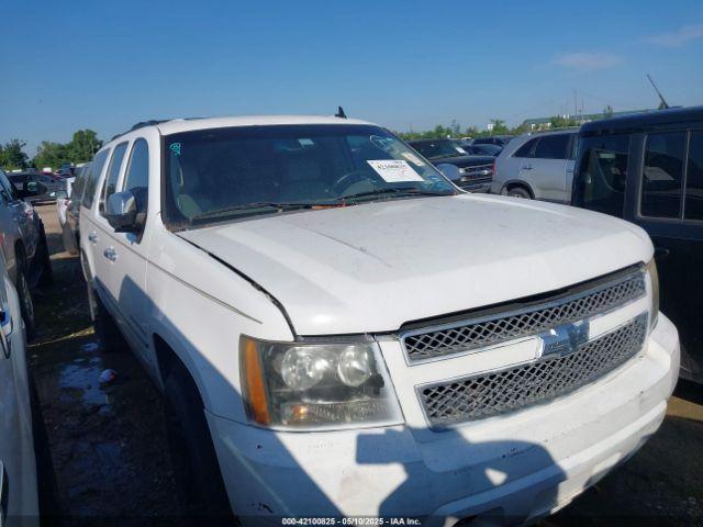  Salvage Chevrolet Suburban 1500