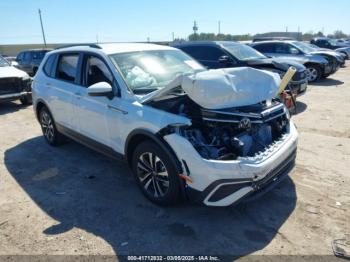  Salvage Volkswagen Tiguan