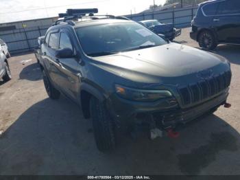  Salvage Jeep Cherokee