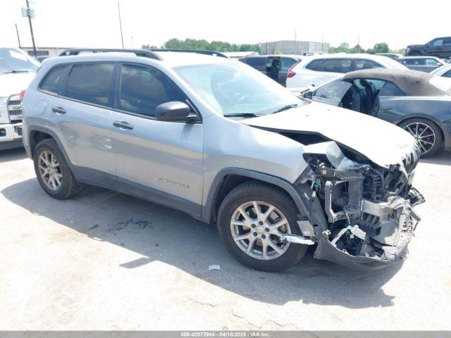  Salvage Jeep Cherokee