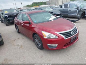  Salvage Nissan Altima