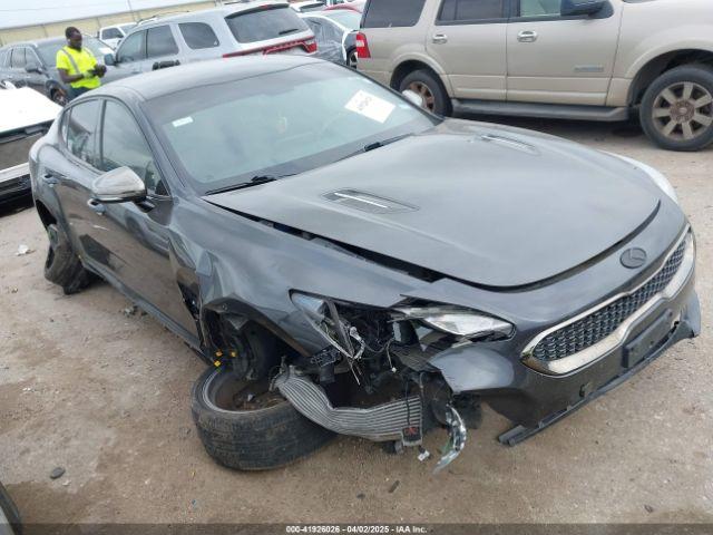  Salvage Kia Stinger