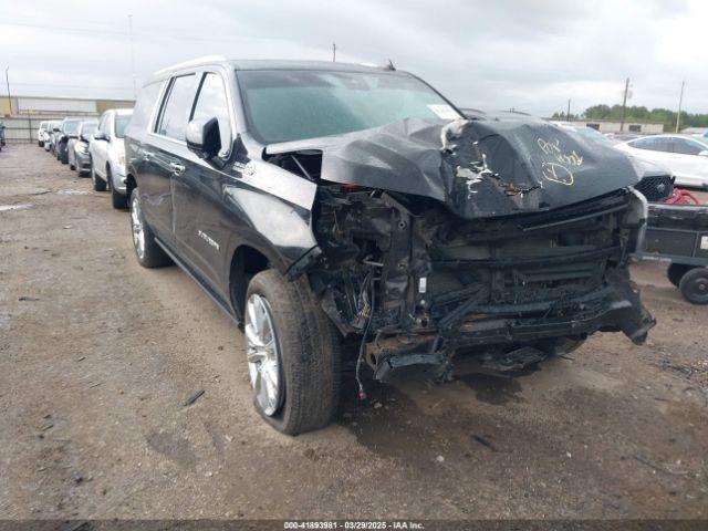  Salvage Chevrolet Suburban