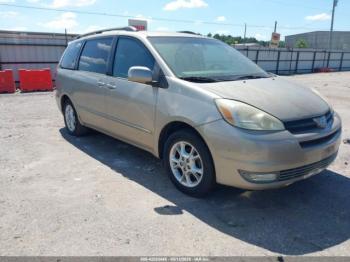  Salvage Toyota Sienna