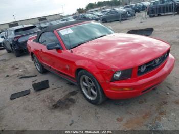  Salvage Ford Mustang