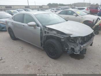  Salvage Lexus Es
