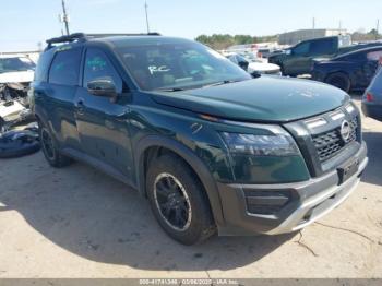  Salvage Nissan Pathfinder