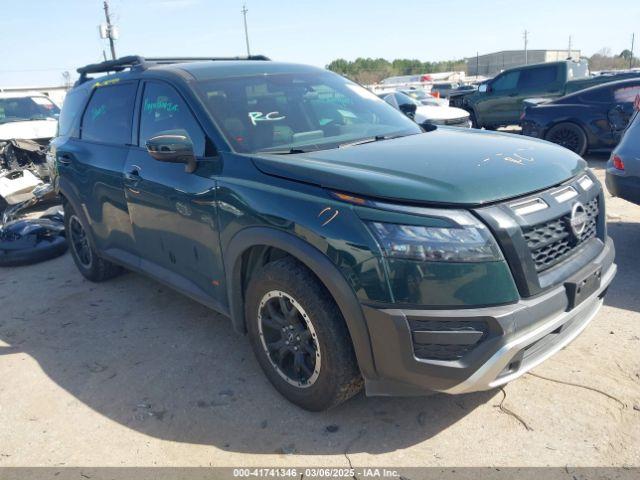  Salvage Nissan Pathfinder