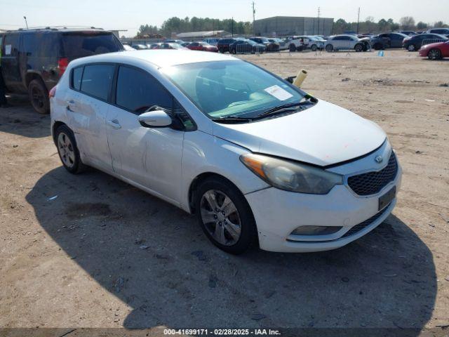  Salvage Kia Forte