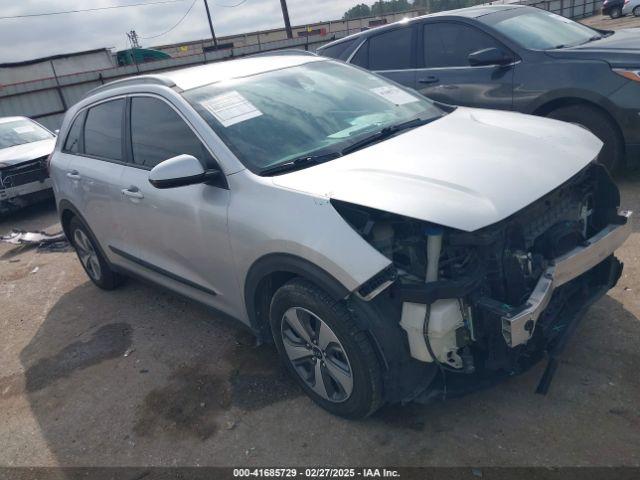  Salvage Kia Niro